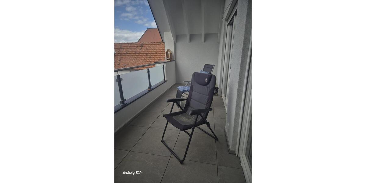 Dachgeschoßwohnung Rodgau - 3 Zimmer, 110 m&sup2;, 1.400&euro; | Angebot:26660603