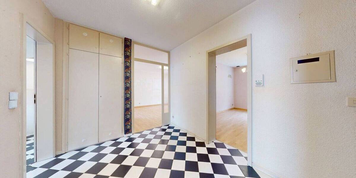 Etagenwohnung Frankfurt am Main Rödelheim - 4 Zimmer, 91 m&sup2;, 390.000&euro; | Angebot:26730370