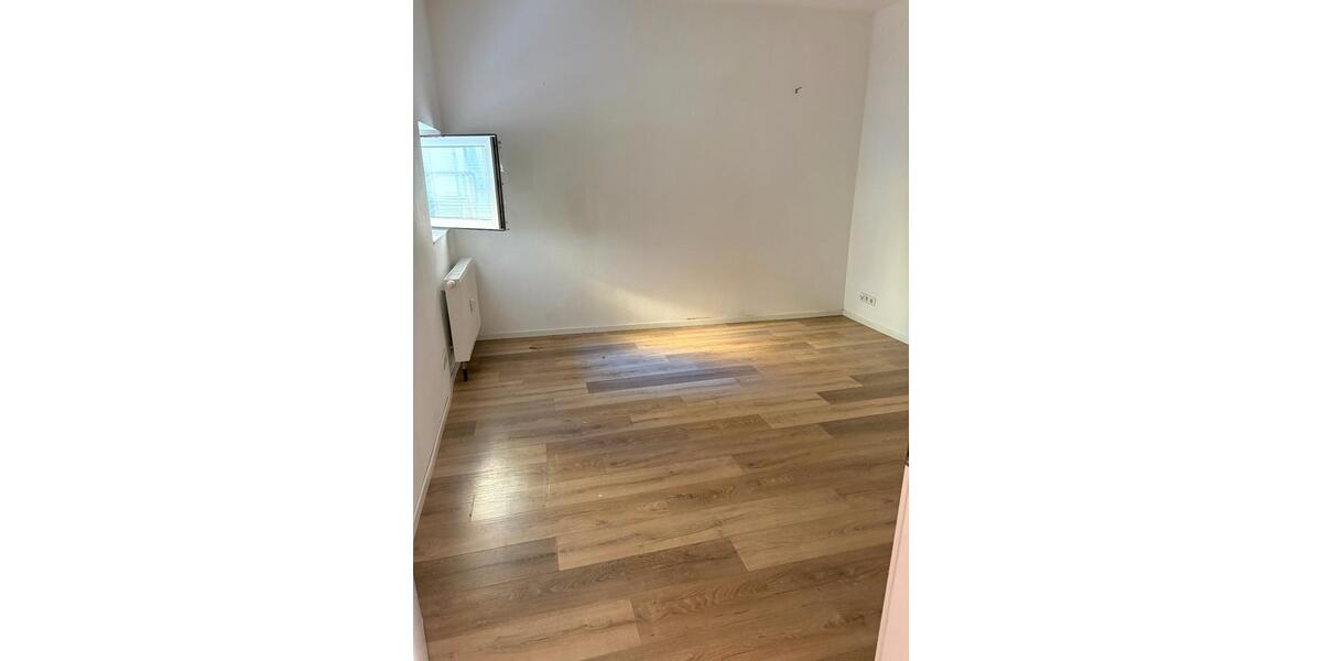 Erdgeschoßwohnung Maintal - 2 Zimmer, 70 m&sup2;, 900&euro; | Angebot:26636100
