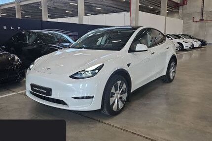Tesla Model Y 43.314 km 40.300 &euro; Hanau 63457