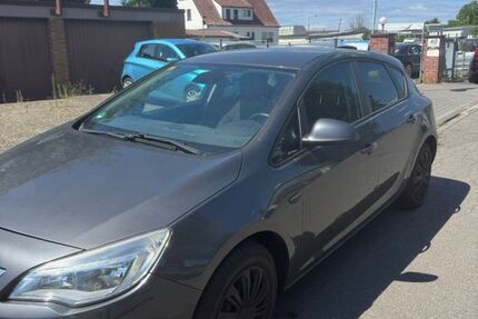 Opel Astra 101.156 km 6.900 € Mühlheim 63165