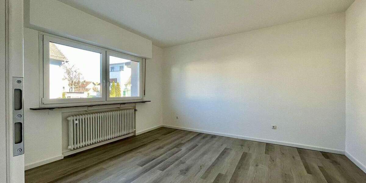 Einfamilienhaus Bad Homburg Ober-Erlenbach - 1 Zimmer, 322 m&sup2;, 3.400&euro; | Angebot:25691126