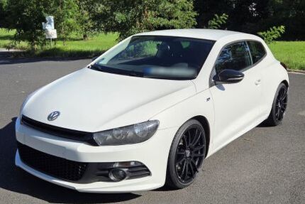 VW Scirocco 193.676 km 7.799 € Büdingen 63654