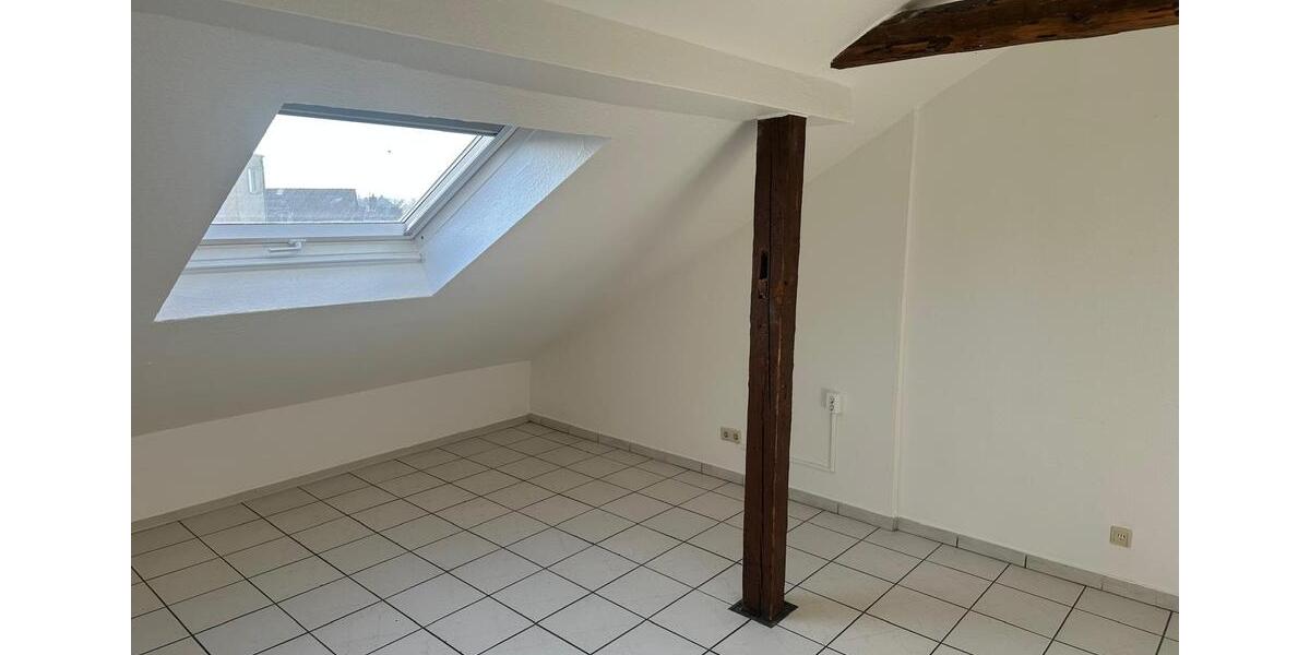 Dachgeschoßwohnung Hanau Lamboy - 2 Zimmer, 39 m&sup2;, 540&euro; | Angebot:25378221