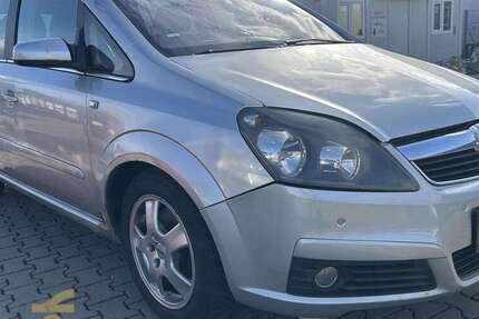 Opel Zafira 220.000 km 1.990 &euro; Babenhausen 64832