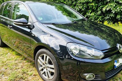 VW Golf 205.000 km 5.200 € Bad Homburg 61350