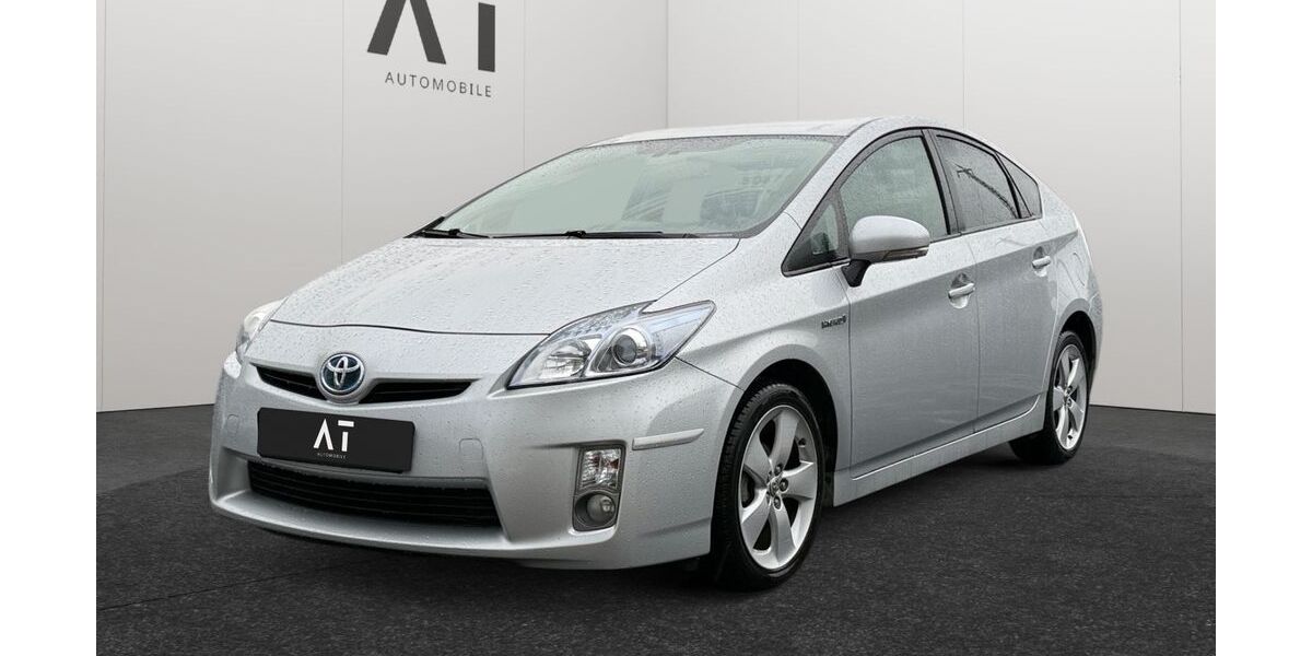 Toyota Prius 167.851 km 8.490 &euro; Frankfurt am Main 65933