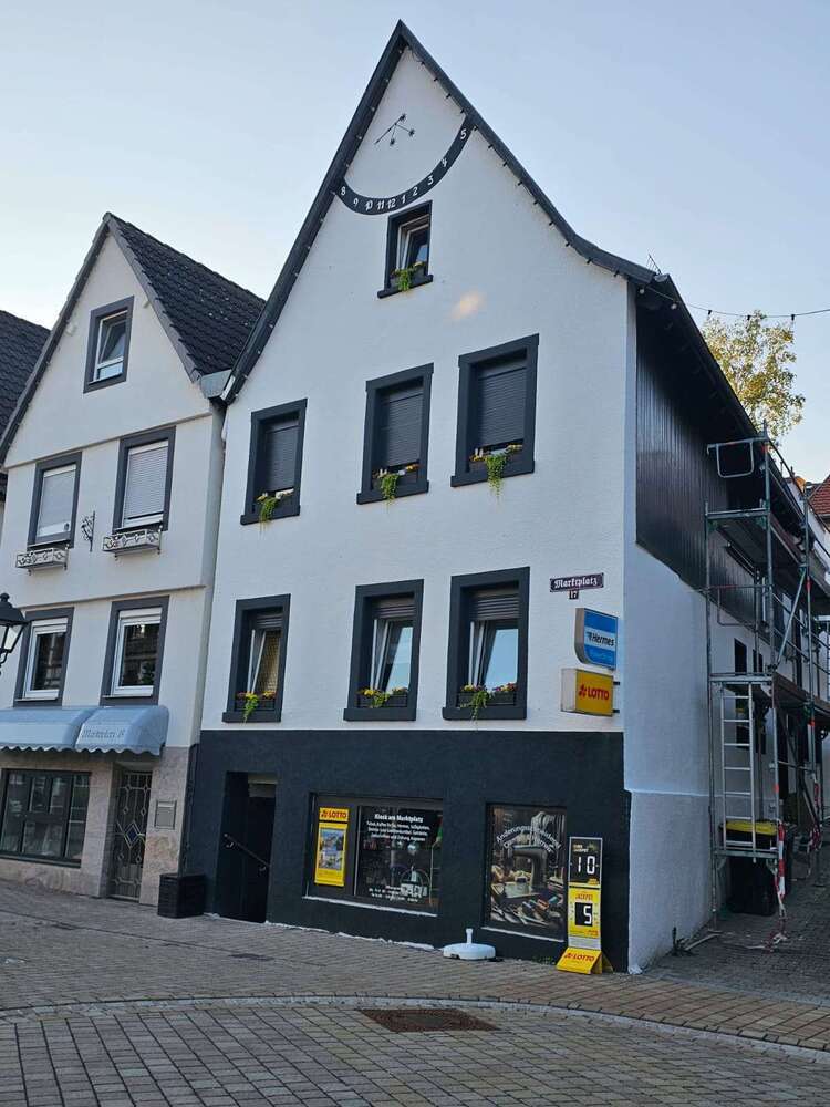 Haus zum Kaufen in Nidderau 470.000 € 165 m²