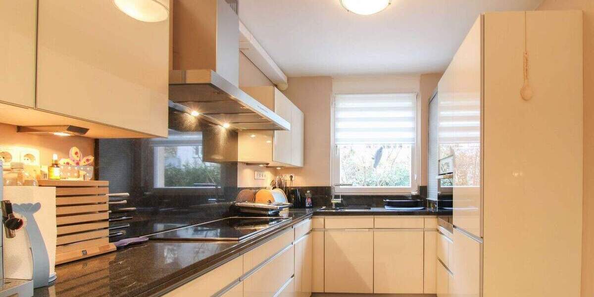 Modernes REH mit Garten, hochwertiger Ausstattung & viel Platz in Frankfurt-Schwanheim 5 zimmer