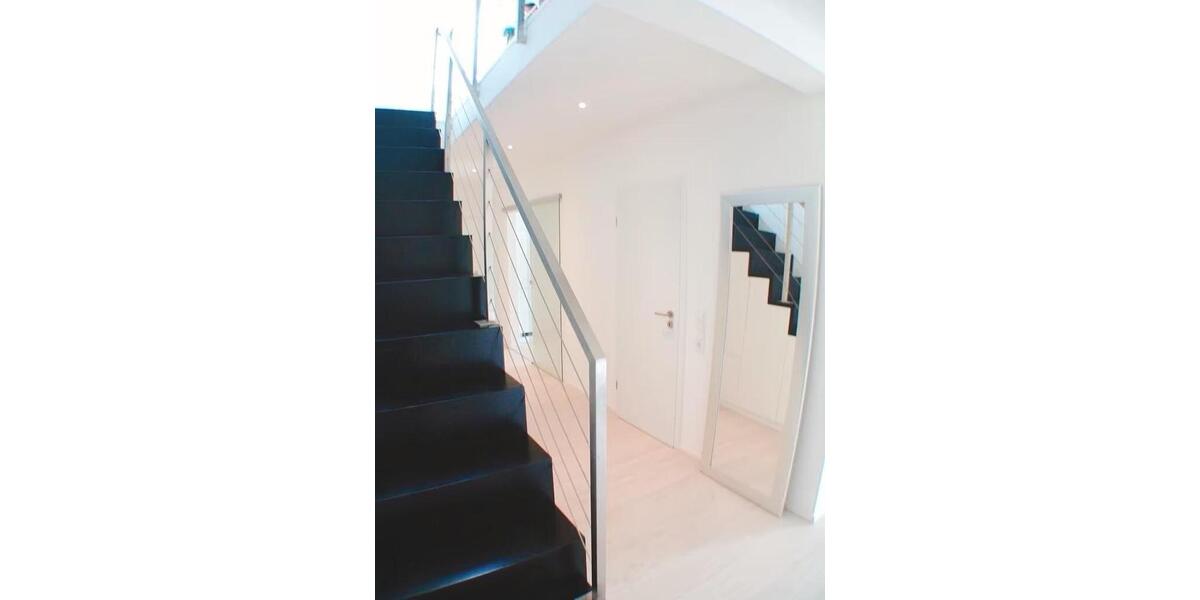 Dachgeschoßwohnung Bruchköbel - 2 Zimmer, 75 m&sup2;, 1.100&euro; | Angebot:26264073