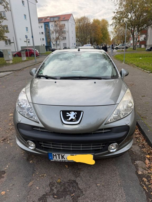 Peugeot 207 181.627 km 1.999 € Hattersheim 65795