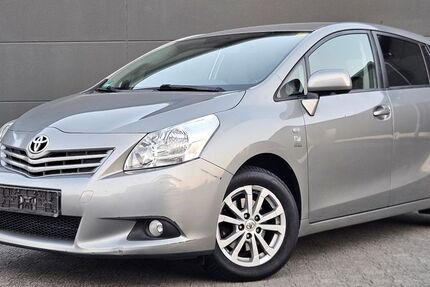 Toyota Verso 233.000 km 5.900 &euro; Bad Homburg 61350