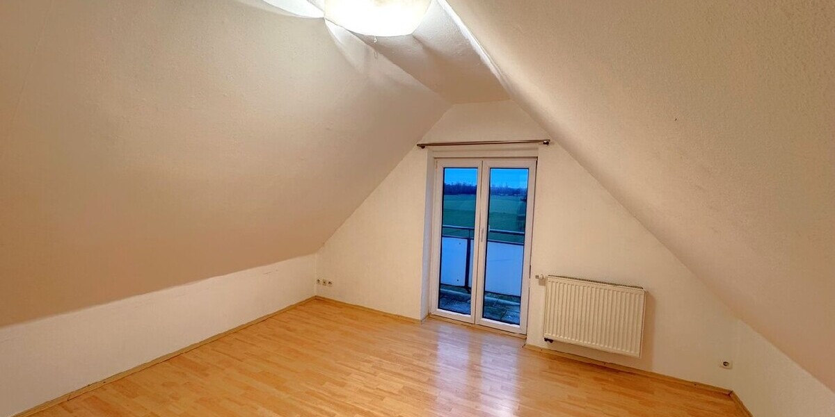 albero:) Wohnen mit Weitblick - direkt am Feldrand - Maisonettenwohnung Seligenstadt | Angebot:27156515