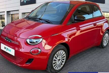 Fiat 500e 2.500 km 27.980 &euro; Frankfurt 60314