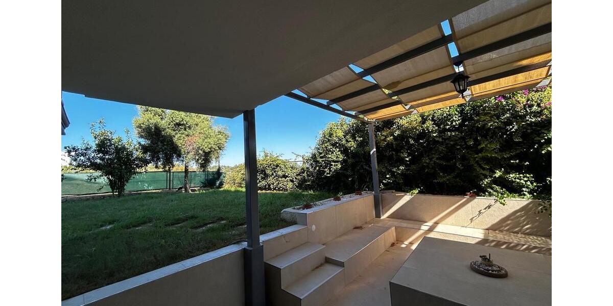 Villa Offenbach am Main Buchrain - 5 Zimmer, 300 m&sup2;, 298.000&euro; | Angebot:25903264