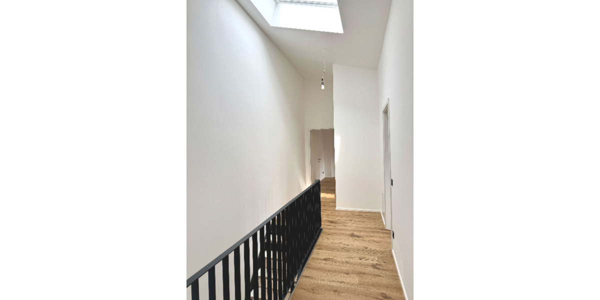 Reihenhaus Hanau - 4 Zimmer, 129 m&sup2;, 2.145&euro; | Angebot:24703271