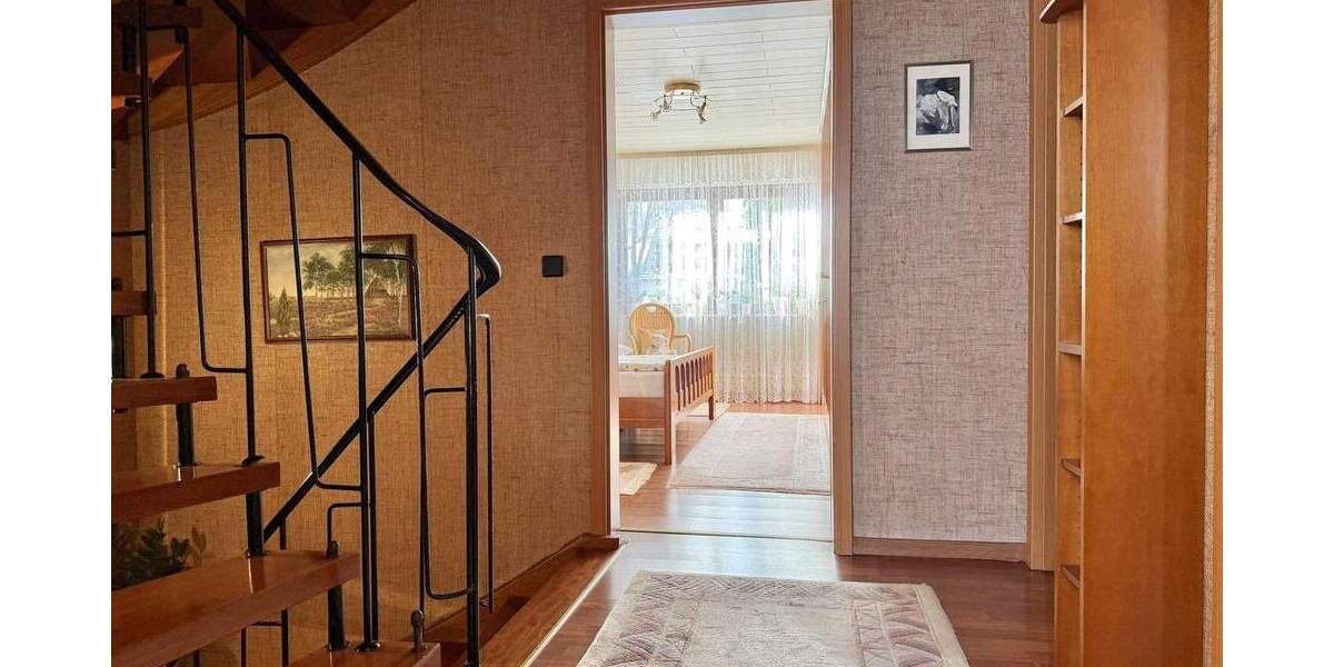 Reihenmittelhaus Offenbach Rumpenheim - 5 Zimmer, 125 m&sup2;, 469.000&euro; | Angebot:25746360