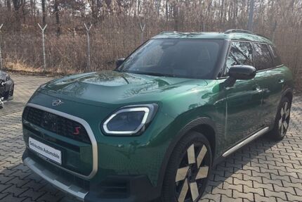 Mini Countryman S (Cooper) 10.282 km 39.833 &euro; Rödermark 63322