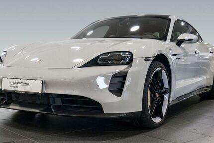 Porsche Taycan 64.500 km 82.960 € Frankfurt 60314