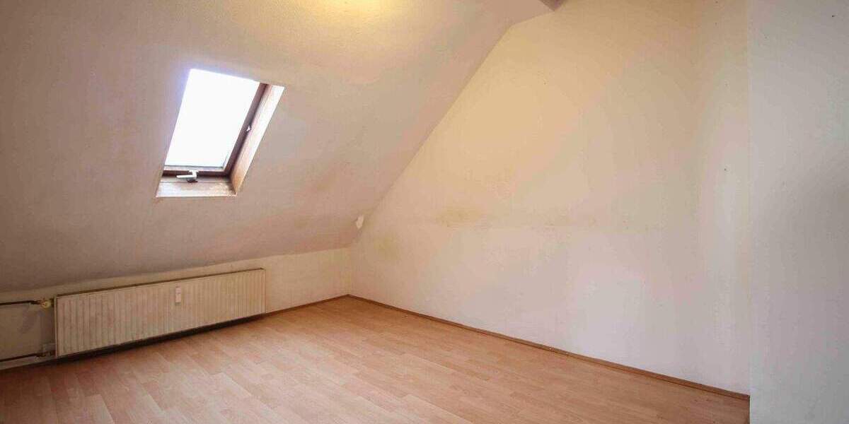 Einfamilienhaus Hanau Großauheim - 6 Zimmer, 270.000&euro; | Angebot:25715899