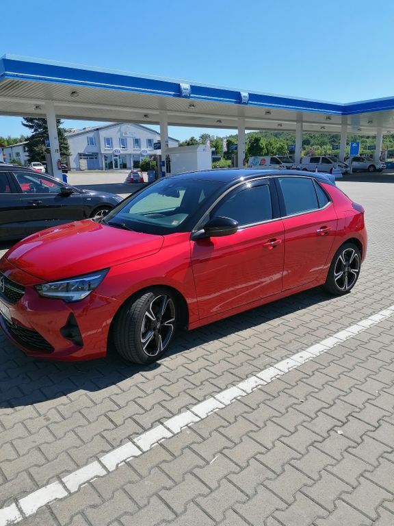Opel Corsa 18.000 km 17.700 € Altenstadt 63674