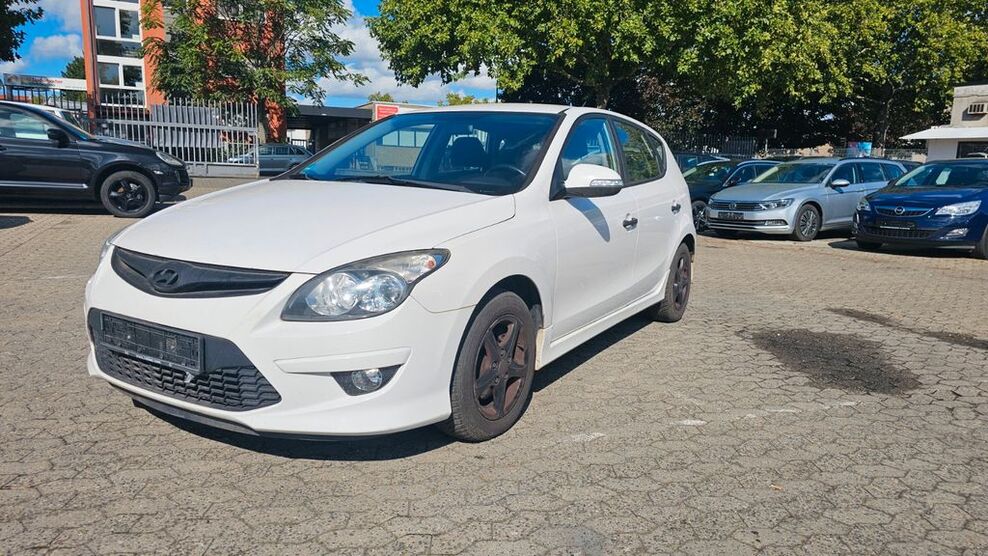Hyundai i30 138.500 km 4.990 € Frankfurt am Main 65933