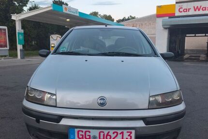 Fiat Punto 86.731 km 999 € Rüsselsheim 65428