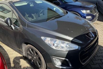Peugeot 308 115.000 km 8.899 &euro; Eppstein 65817