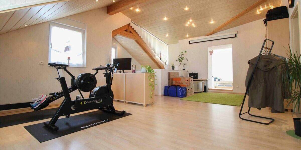 Einfamilienhaus Frankfurt am Main Rödelheim - 6 Zimmer, 175 m&sup2;, 699.000&euro; | Angebot:26852326