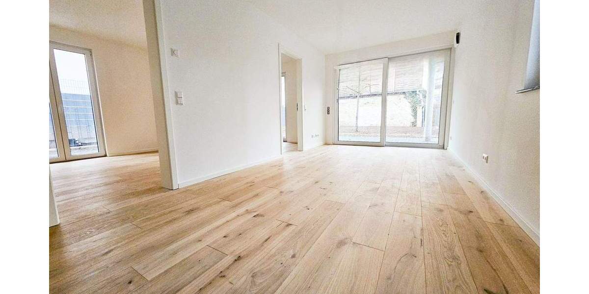 NEUBAU-ERSTBEZUG: Top moderne 3-Zimmerwohnung mit eigenem Garten und Terrasse -KfW-Effizienzhaus-40 3 zimmer