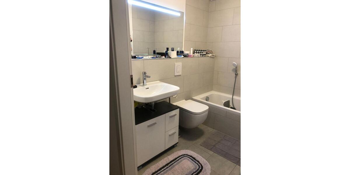 Etagenwohnung Frankfurt am Main Innenstadt 1 - 4 Zimmer, 102 m&sup2;, 1.800&euro; | Angebot:26050996