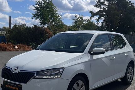 Skoda Fabia 118.000 km 6.990 &euro; Frankfurt 60386