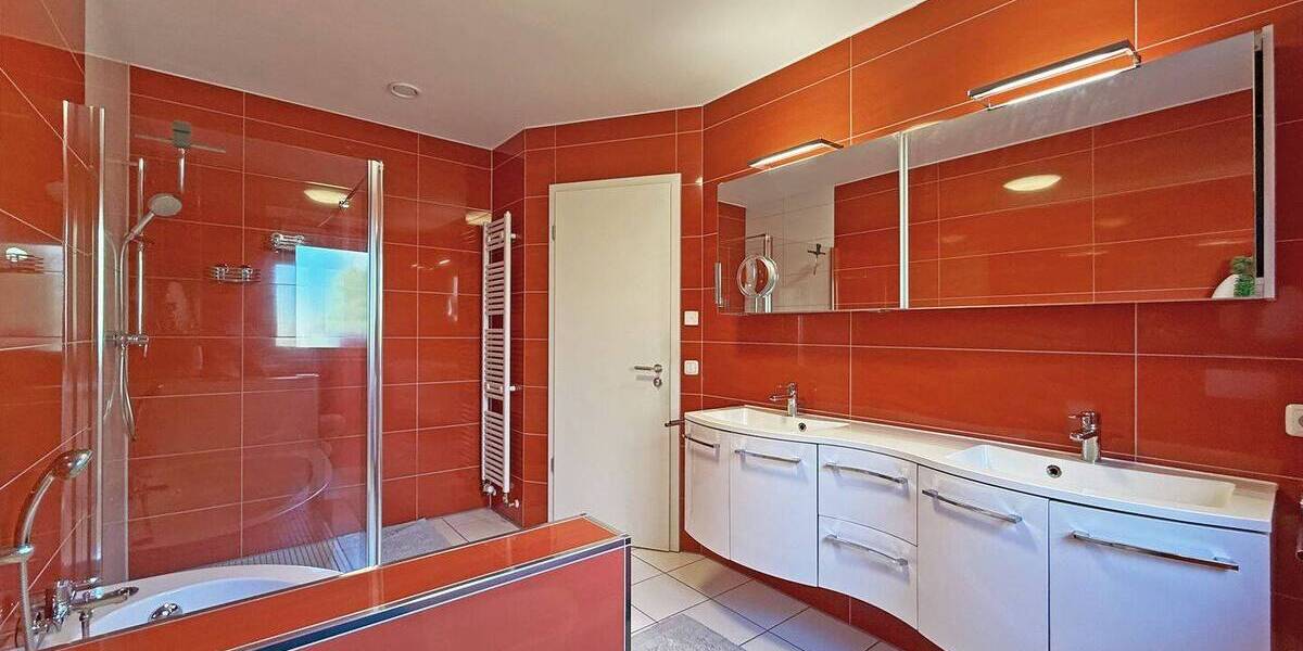 Etagenwohnung Rosbach vor der Höhe Nieder-Rosbach - 3 Zimmer, 99 m&sup2;, 599.000&euro; | Angebot:26797000