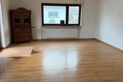 Wohnung Rüsselsheim am Main - 5 Zimmer, 98 m&sup2;, 1.350&euro; | Angebot:25257125