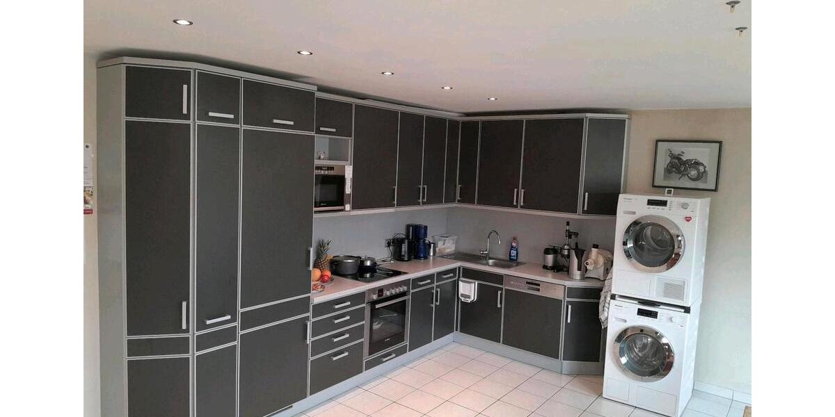 Etagenwohnung Rosbach vor der Höhe - 1 Zimmer, 100 m&sup2;, 600&euro; | Angebot:26491635