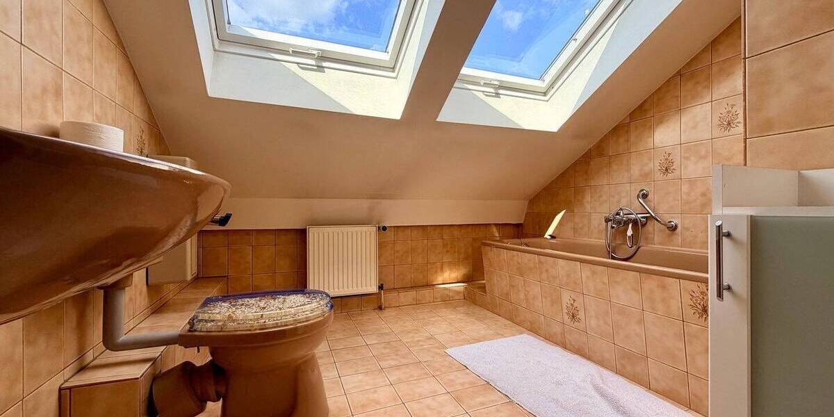 Reihenendhaus Hattersheim Okriftel - 6 Zimmer, 164 m&sup2;, 598.000&euro; | Angebot:26243683