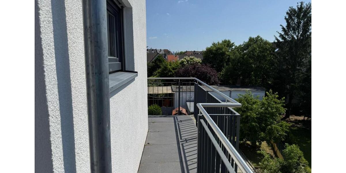 Doppelhaushälfte Frankfurt am Main West - 4 Zimmer, 113 m&sup2;, 2.300&euro; | Angebot:26093726