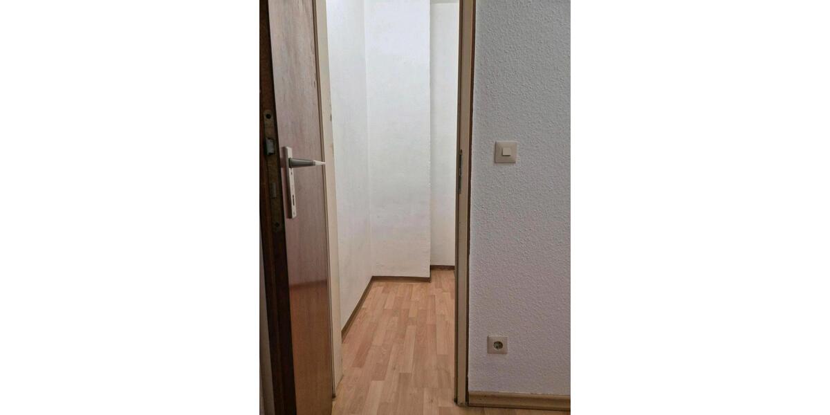 Etagenwohnung Hanau - 1 Zimmer, 39 m&sup2;, 570&euro; | Angebot:26265668