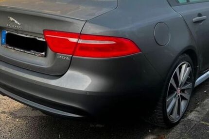 Jaguar XE 148.000 km 14.500 &euro; Mühlheim am Main 63165