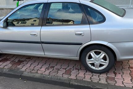 Opel Vectra 45.500 km 3.200 &euro; Frankfurt am main 60327