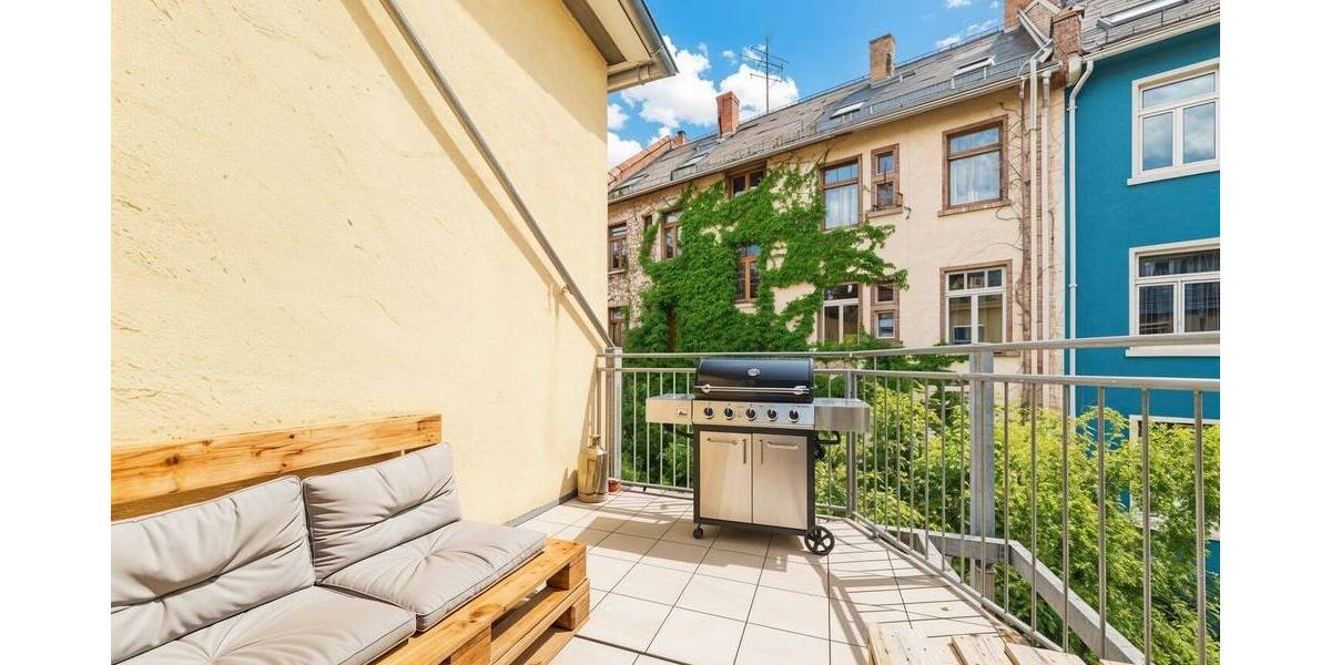 Schöne 3-Zimmer-Altbau-Wohnung mit Balkon in sehr guter Nordendlage 3 zimmer