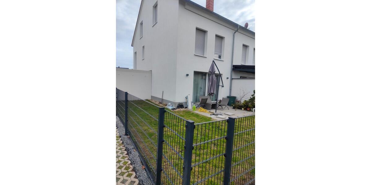 Reihenhaus Stockstadt am Main - 5 Zimmer, 127 m&sup2;, 1.850&euro; | Angebot:26701438