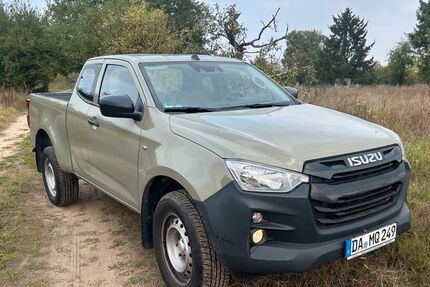 Isuzu D-Max 4.900 km 36.400 &euro; Darmstadt 64287