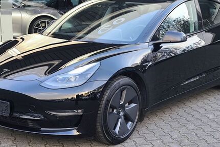 Tesla Model 3 122.385 km 24.750 &euro; Dieburg 64807