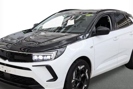 Opel Grandland (X) 17.400 km 30.350 € Rüsselsheim 65428