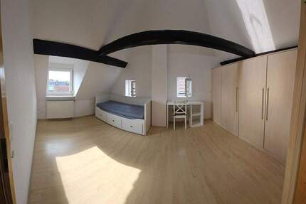 1 superschönes WG Zimmer ab 01.12.25 inkl. MöbelHeizungStromInternet 1 zimmer