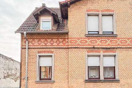 Attraktive Doppelhaushälfte in perfekter Lage 4 zimmer