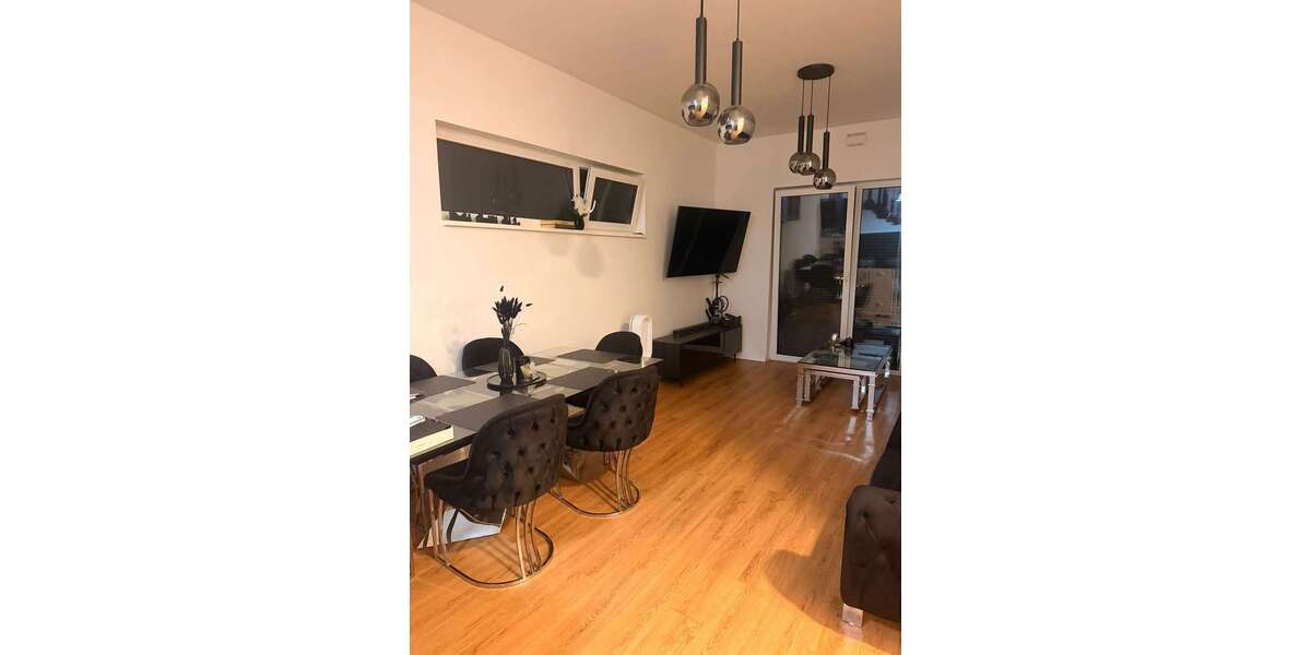 Etagenwohnung Offenbach am Main Bieber - 3 Zimmer, 85 m&sup2;, 1.200&euro; | Angebot:26313265