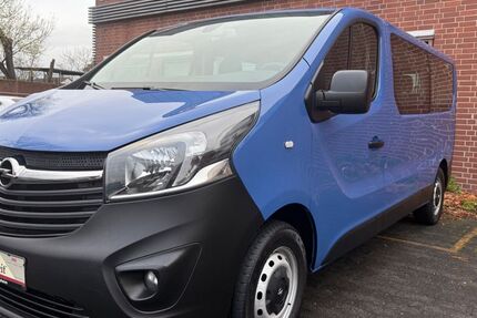 Opel Vivaro 136.000 km 11.990 &euro; Rüsselsheim am Main 65428