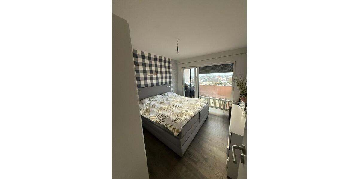 Helle 3-Zimmer Wohnung mit Balkon in Großwelzheim 3 zimmer